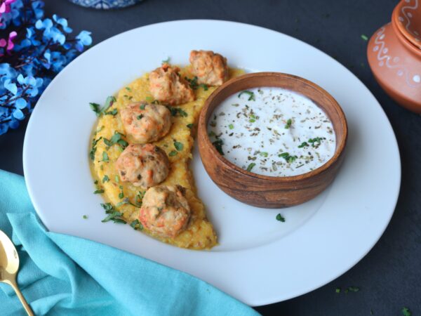 A creamy bowl of delicious lauki or bottle gourd raita infused with the goodness of flax seeds