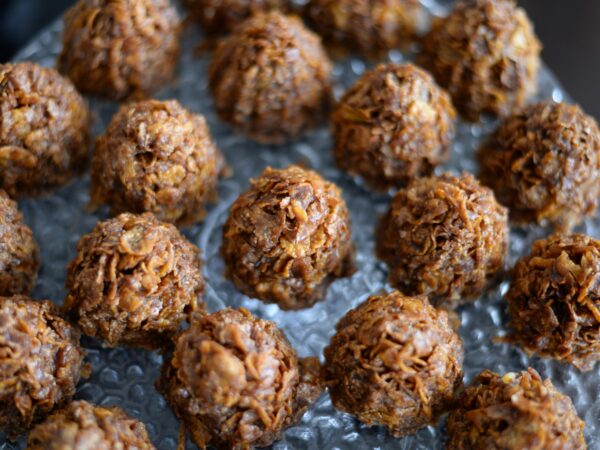 A healthy sugar free recipe that incorporates seed cycling for hormone balance: seed cycling ladoos