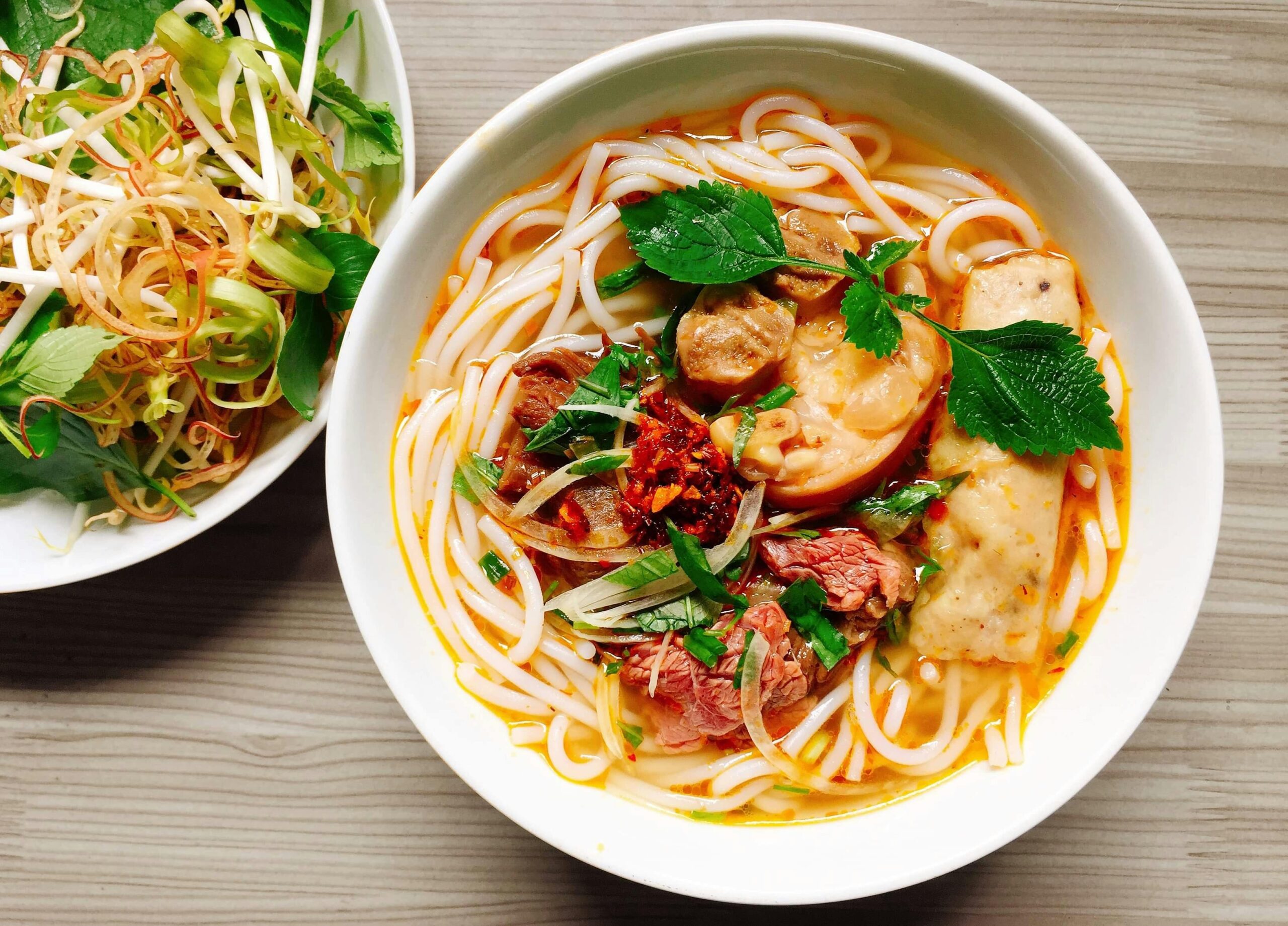 Struggling with what to cook on a busy weeknight? Try this super simple, quick and healthy soupy soba noodle recipe that ticks all the right boxes.